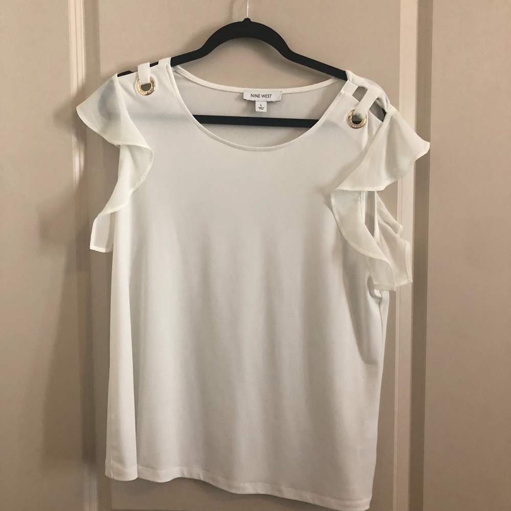 Pullover dressy sleeveless top